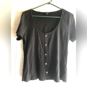 Black button top
